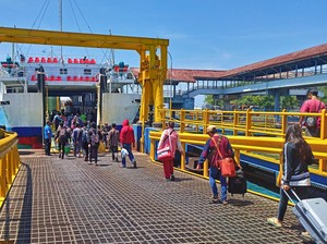 Penyeberangan Padangbai Diprediksi Naik 14 Persen Saat Mudik Lebaran