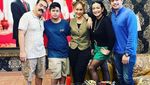 Romantis! Adam Suseno Rajin Bantu Inul Daratista Masak