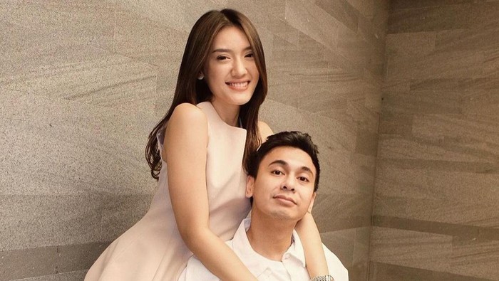 Anissa Aziza dan Raditya Dika