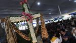 Foto Suasana Puncak Perayaan Hari Paskah di Gereja Katerdal Jakarta