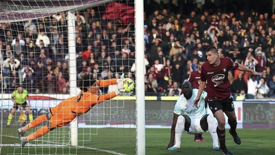 Ochoa yang Luar Biasa Gagalkan Inter Raih 3 Angka