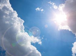 18 Daerah Sulsel Waspada-Siaga Udara Panas Besok! Suhu Maksimum Capai 37°C