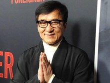 Awalnya Jackie Chan Ogah Wariskan Harta ke Anak