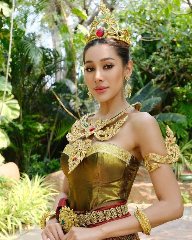 Ninew Anuthida adalah satu dari puluhan kontestan dari 77 provinsi di Thailand yang mengikuti seleksi ajang Miss Grand Thailand 2023. Foto: Instagram