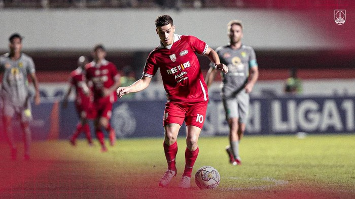 Persis Solo.