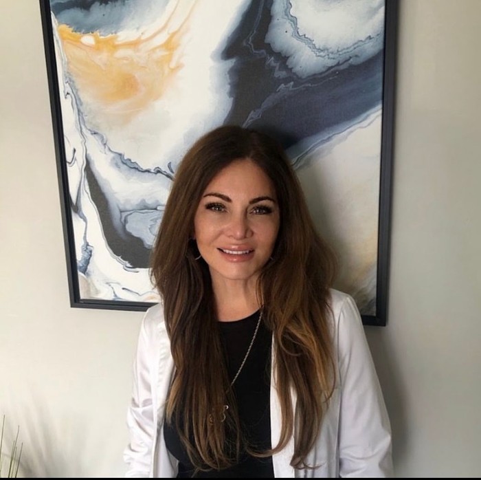 Potret Wanita yang Stop Suntik Botox Setelah 20 Tahun, Begini Perubahannya