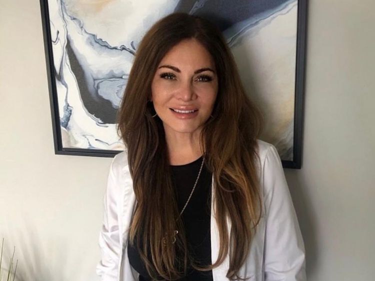 Potret Wanita yang Stop Suntik Botox Setelah 20 Tahun, Begini Perubahannya