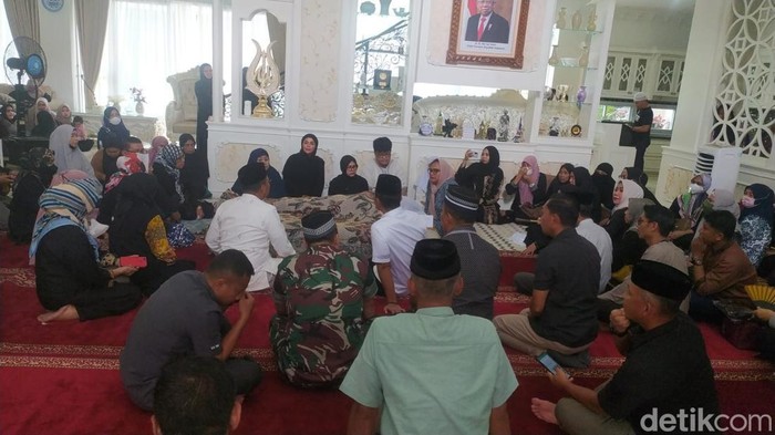 Suasana rumah duka Muhammad Rapsel Ali di Makassar.