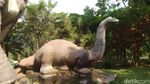 Taman Dinosaurus yang Memanjakan Mata di Majalengka