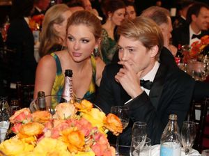 Taylor Swift-Joe Alwyn Beli Rumah Rp 220 M Sebelum Putus