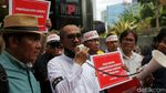 Abraham Samad-Denny Indrayana Demo di KPK Minta Firli Dicopot
