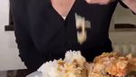 Bunda Corla Mudik ke Indonesia, Berbuka dengan Nasi Padang dan Kolak Pisang