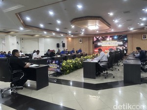 Rakor Pertama Menpora Dito, Bahas FIBA World Cup 2023