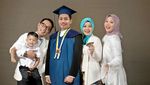 7 Potret Wisuda Eril di ITB, Resmi Sandang ST dengan IPK 3,26