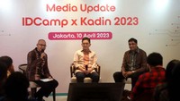 Kamar Dagang dan Industri (Kadin) Indonesia dan Indosat Ooredoo Hutchison (Indosat) berupaya mengangkat talenta digital muda Indonesia lewat pemberian beasiswa IDCamp X Kadin Tech Challenge untuk menerapkan keterampilan dalam mengembangkan sistem yang bermanfaat bagi sektor pertanian, perikanan, serta Usaha Mikro Kecil dan Menengah (UMKM) di Indonesia.
