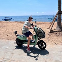 Melalui akun Instagram pribadinya di @kenzoulionofficial, anak Tamara dan Mike Lewis itu gemar membagikan foto-fotonya. Hingga saat ini akun Instagramnya itu telah memiliki lebih dari 11,8 ribu pengikut. Foto: Instagram/@kenzoulionofficial