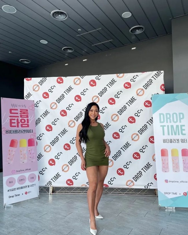 Hal tersebut menjadi masalah bagianya karena Lee So Young telah menikah dan memiliki putra yang sudah berusia 30an. Karena itu, ia merasa risih digoda pria yang lebih muda dari anaknya.Foto: Instagram Lee So Young