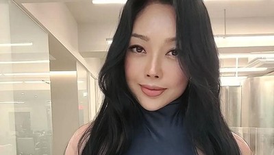 Ini Potret Wanita Awet Muda yang Sering Digoda Pria Lebih Muda dari Anaknya