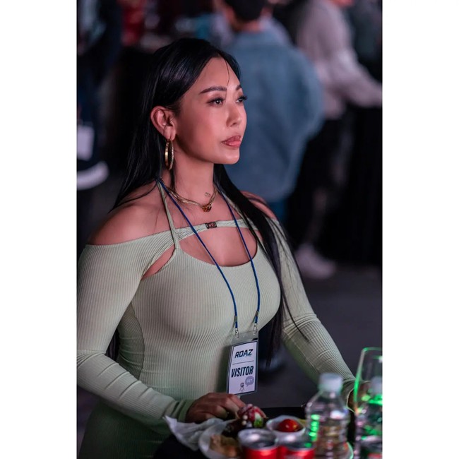 Awalnya, kebanyakan pria berusia 30 tahunan tapi akhir-akhirnya seusia 28 atau 26 bahkan 24 tahun, kata ibu tiga anak berusia 31, 26, dan 22 tahun itu.Foto: Instagram