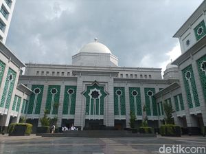 Dulu Ini Lokalisasi Terbesar di Asia Tenggara, Kini Jadi Kawasan Islami