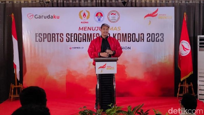 Menpora Dito Ariotedjo dan Timnas Esports SEA Games 2023