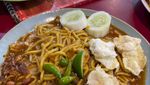 20 Mie Aceh Berbumbu Rempah Pekat Sedap Ada di Sini