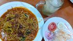 20 Mie Aceh Berbumbu Rempah Pekat Sedap Ada di Sini
