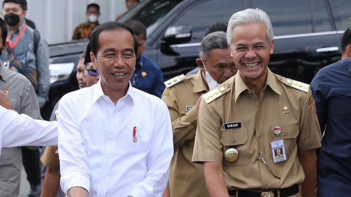 Momen Ganjar Pranowo dan Jokowi