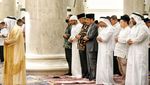 Momen Jokowi dan Ganjar Tarawih Bersama di Solo