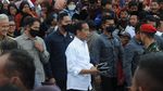 Momen Presiden Jokowi Sapa Warga Saat Kunjungi Pasar Selo Boyolali