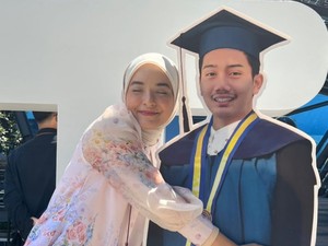 Nabila Ishma Peluk Eril di Momen Wisuda: Janji Aku Lunas Jadi Pendamping