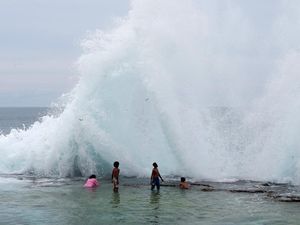 Video: Tsunami Terdeteksi di Chili Buntut Gempa Rusia, Ketinggian 70 Cm