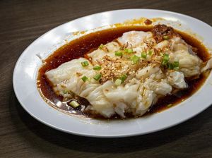 Salah Bayar Dimsum Rp 49 Juta dan Penjual Makanan Terlalu Seksi