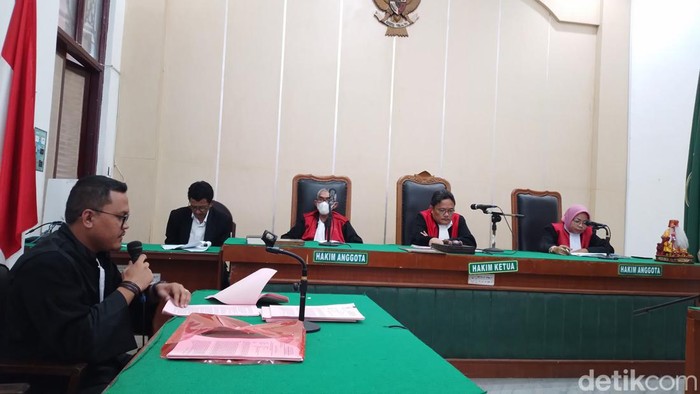 Pembacaan Tuntutan terhadap Zulfikar di PN Medan (Farid)