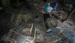 Perajin Rotan Parcel Lebaran Banjir Pesanan Perajin Rotan Parcel Lebaran Banjir Pesanan