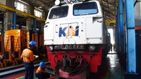 Selain perawatan rutin, kegiatan itu juga dalam rangka mempersiapkan angkutan Lebaran 2023 guna menjamin keselamatan perjalanan KA. 