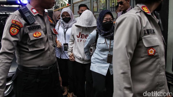 Potret AG Tiba di PN Jaksel Jelang Sidang Vonis Penganiayaan David