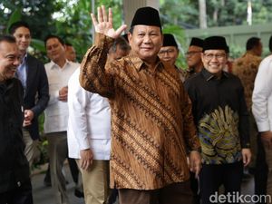 Elektabilitas Prabowo Melejit di Survei PRC