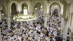 Potret Lautan Manusia Jalani Ramadan di Masjidil Haram