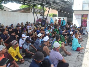 Buntut Penyalahgunaan Tanah Pecatu, Ratusan Warga Menemeng Ngadu ke Jaksa