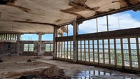 Pemilik properti, Kathy Estes, memberi tahu Texas Bucket List bahwa hotel ini masih dihuni oleh roh-roh halus yang haus akan perhatian. Seringkali hantu-hantu tersebut melakukan hal yang berbahaya. (The Baker Hotel and Spa/Instagram)