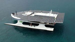 Yacht Super Canggih Lahap Matahari buat Melesat