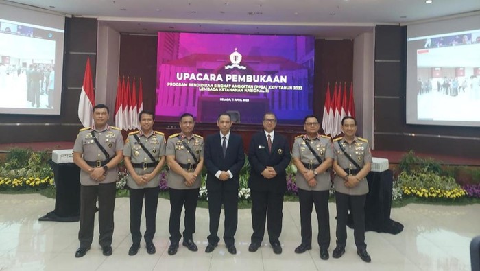6 Pegawai KPK Ikut Pendidikan di Lemhanas, Termasuk Brigjen Endar Priantoro