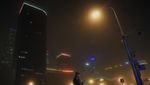 Badai Pasir Telan Gedung Pencakar Langit di Beijing