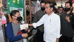 Blusukan ke Pasar di Banten, Jokowi Temukan Perbedaan Harga Bawang