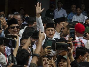 Jawaban Nyelekit Loyalis ke Demokrat yang Kasihan Anas Diadu Domba