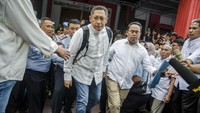 Anas mengucapkan terima kasih kepada loyalisnya yang sudah setia menunggu kebebasannya dari Sukamiskin. Ia meyakini kehadiran mereka akan menambah spirit untuk Anas setelah bebas penjara.  