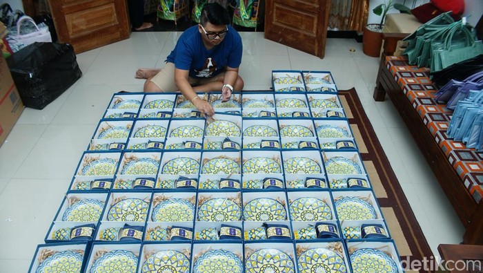 Hampers buatan UMKM Blitar yang kebanjiran pesanan jelang lebaran