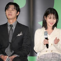 Sejumlah netizen Korea senang melihat penampilan baru IU karena terlihat lebih sehat dan fresh. Sementara yang lain menyebutnya chubby dan menggemaskan. Foto: WireImage/Han Myung-Gu