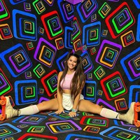 Komentar kurang menyenangkan mengenai bentuk tubuh memang sudah sering didapatkannya sejak kecil. Dikatakan jika Marie hampir selalu menjadi yang tertinggi di sekolahnya.Foto: Instagram Marie Temara